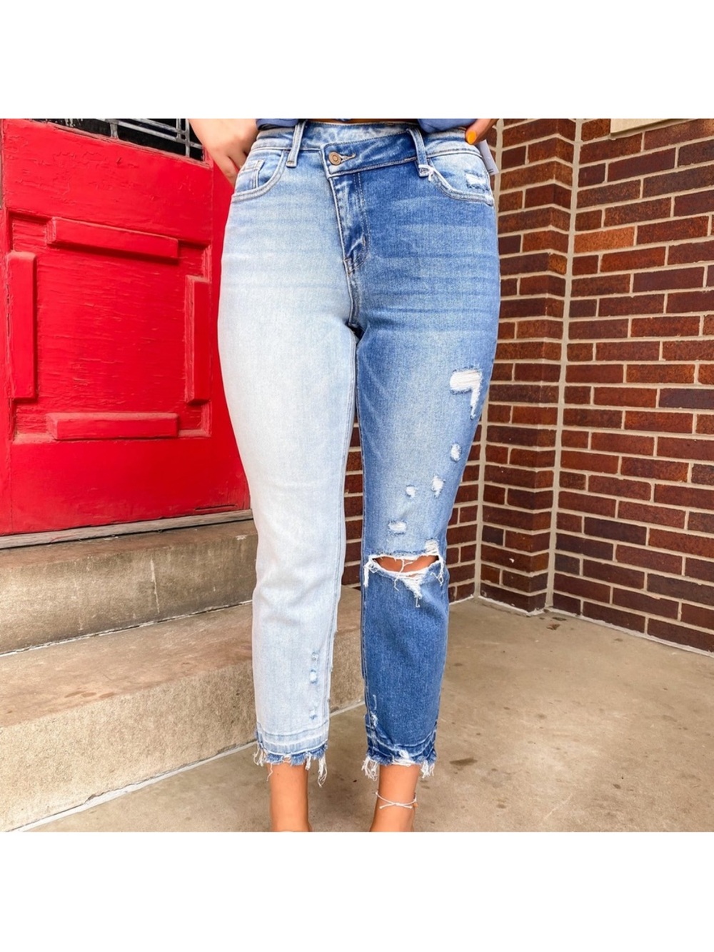 Flying Monkey Cross Fly Two toned distressed crop jeans